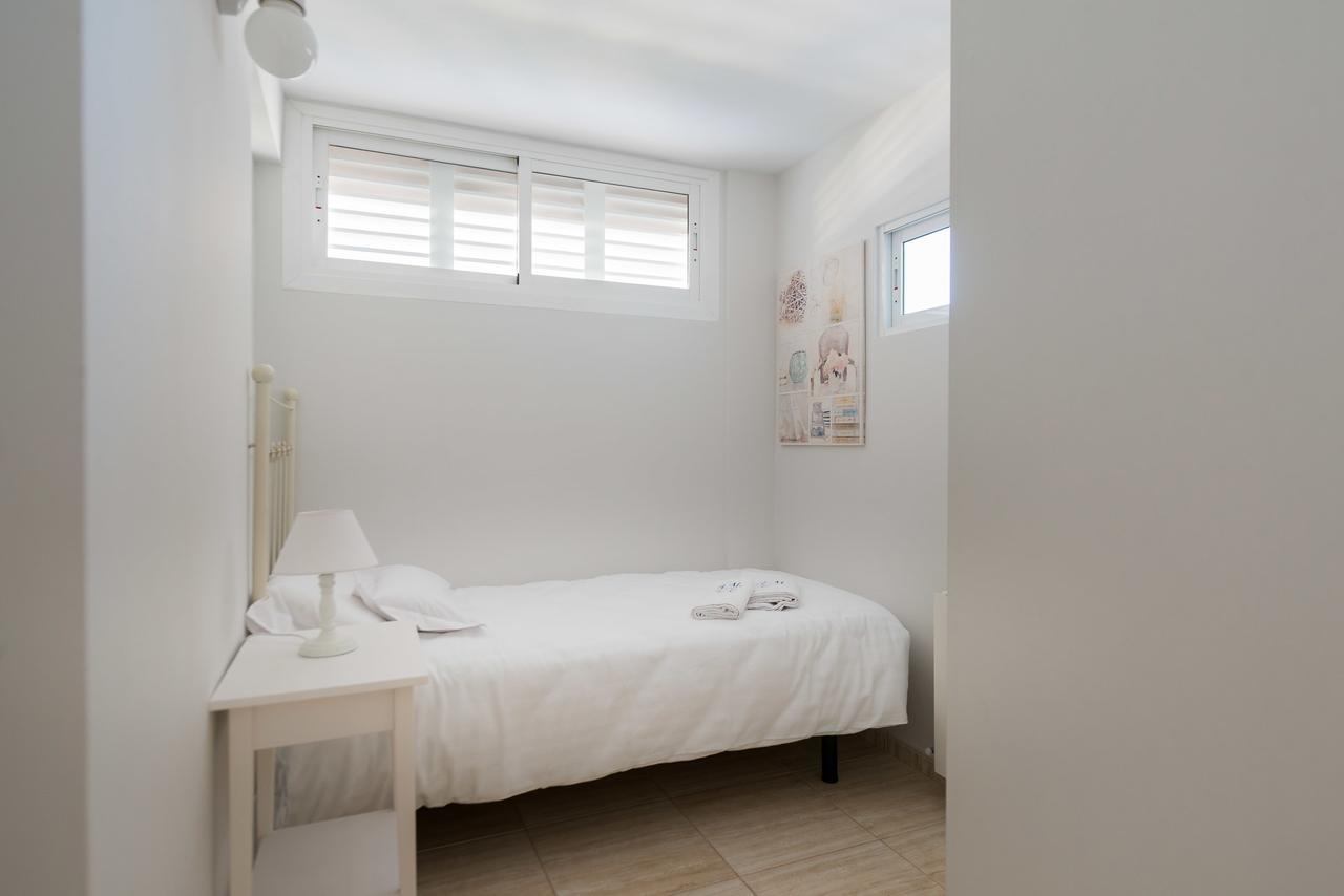 Apartamentos Marta Playa Alicante Ngoại thất bức ảnh