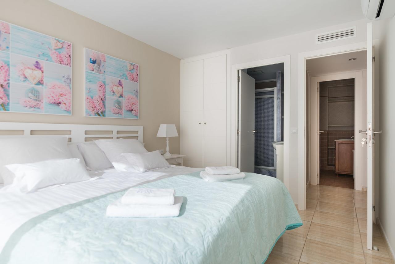 Apartamentos Marta Playa Alicante Ngoại thất bức ảnh